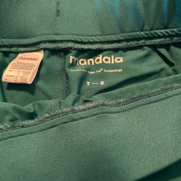 Kelly Green Mandala Scrub Set - Picture 4 of 5